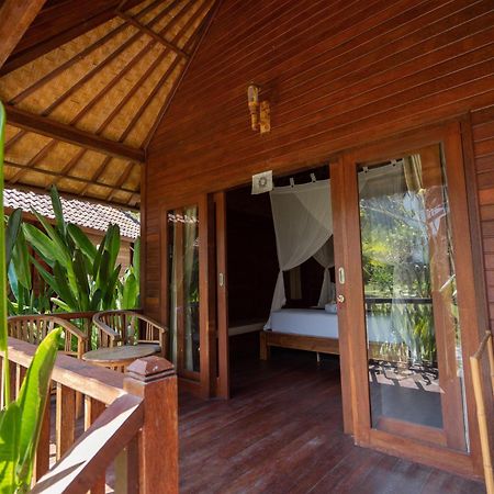 Taman Tirta Villa レンボンガン島 エクステリア 写真