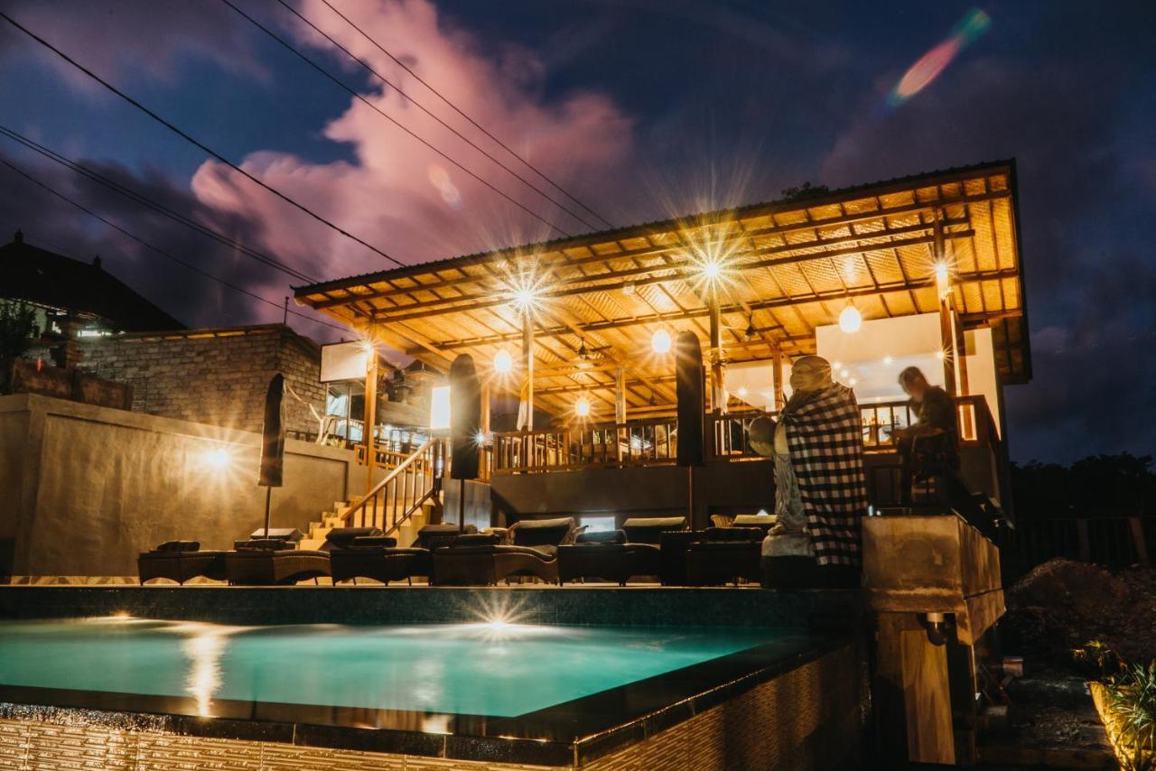 Taman Tirta Villa レンボンガン島 エクステリア 写真