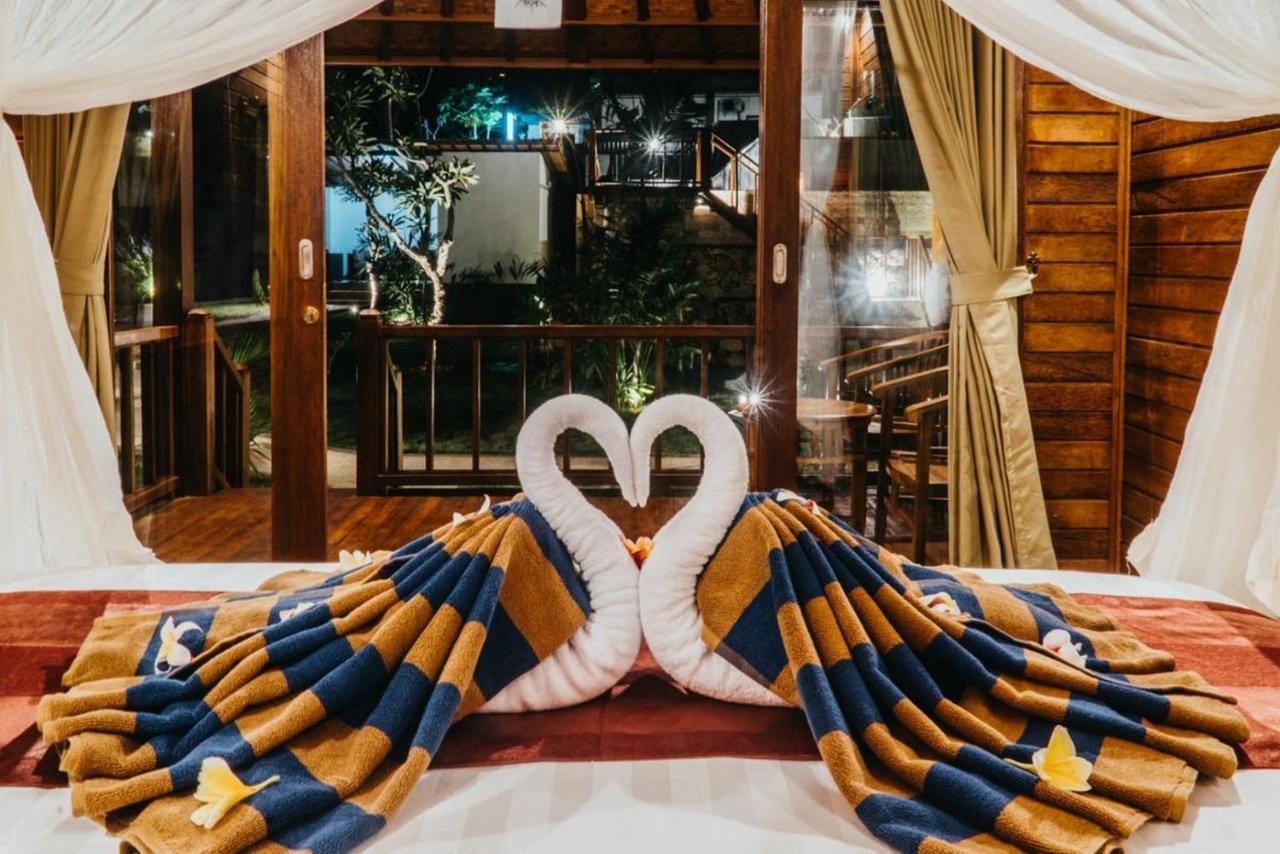 Taman Tirta Villa レンボンガン島 エクステリア 写真
