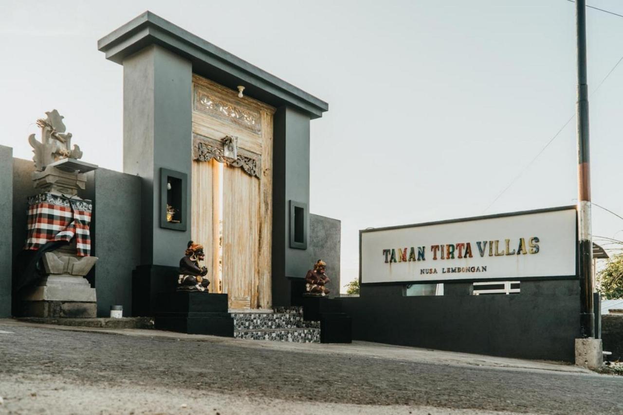 Taman Tirta Villa レンボンガン島 エクステリア 写真