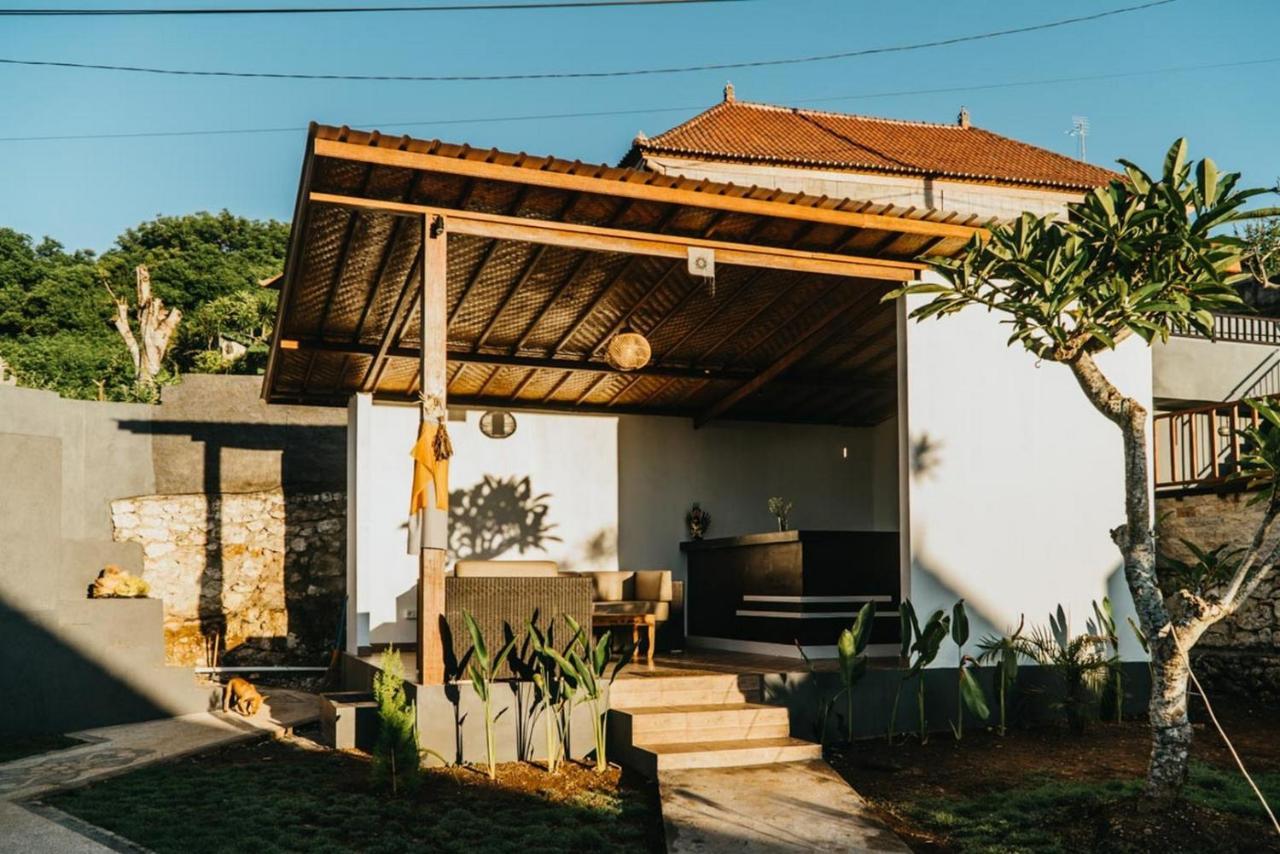 Taman Tirta Villa レンボンガン島 エクステリア 写真