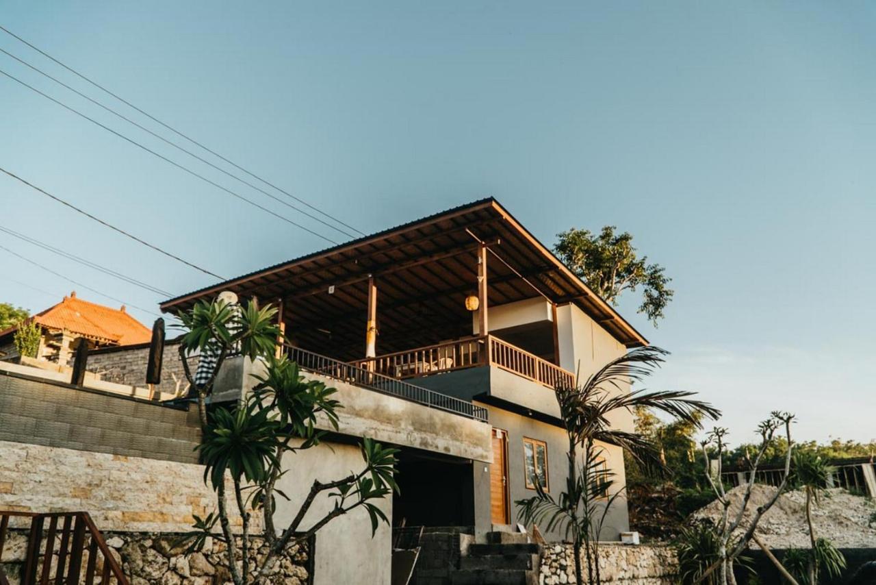 Taman Tirta Villa レンボンガン島 エクステリア 写真
