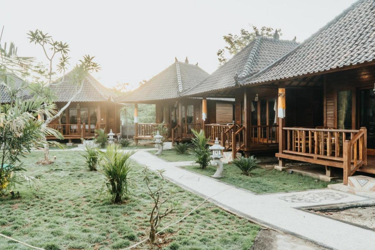 Taman Tirta Villa レンボンガン島 エクステリア 写真