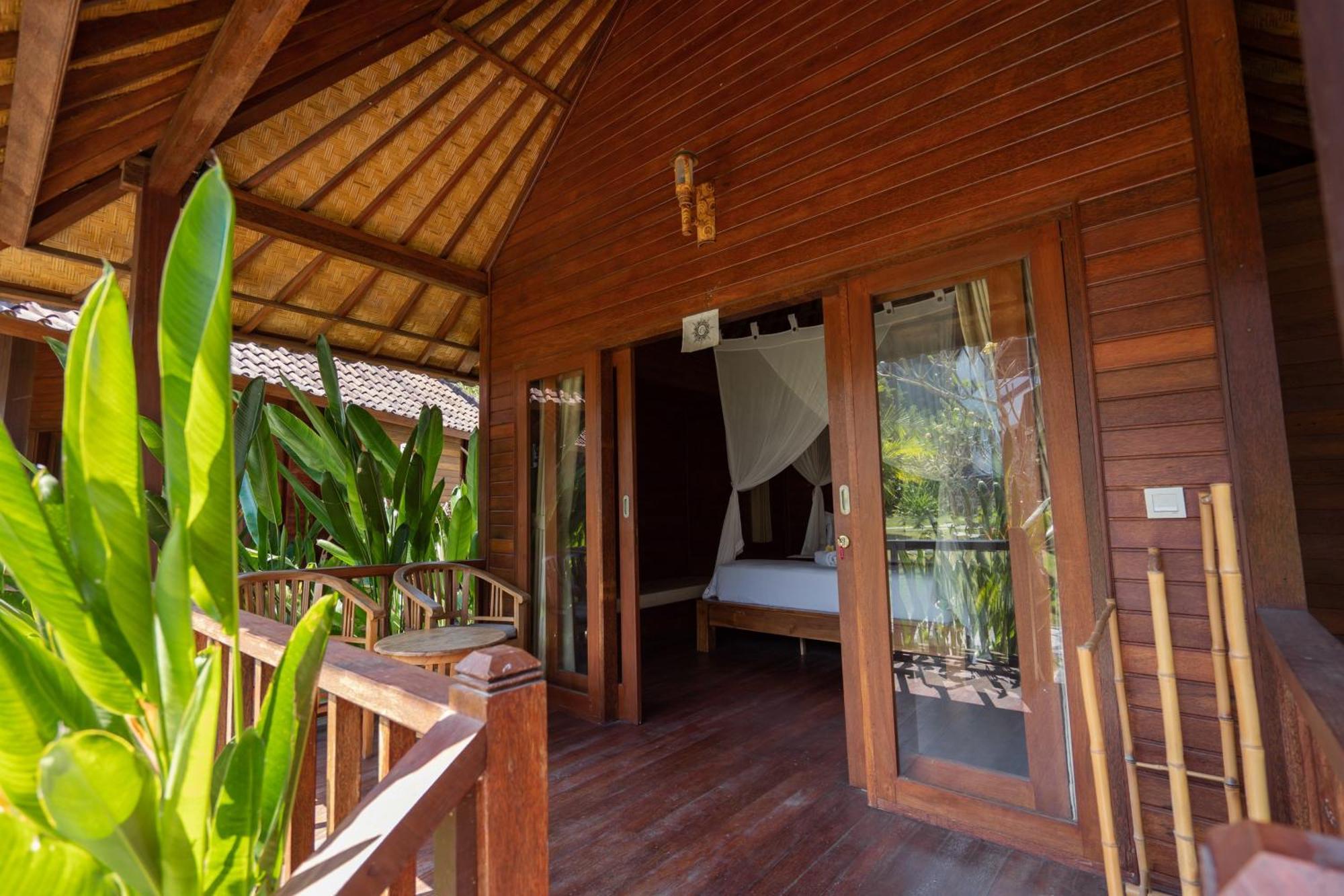 Taman Tirta Villa レンボンガン島 エクステリア 写真