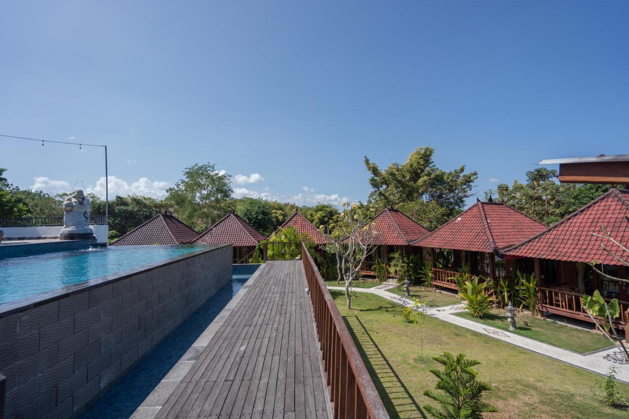 Taman Tirta Villa レンボンガン島 エクステリア 写真